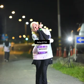 Runner Photo 7745063
