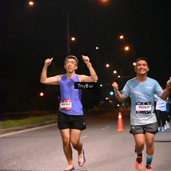 Runner Photo 7745088