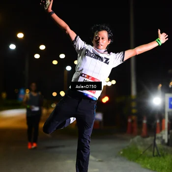 Runner Photo 7745090