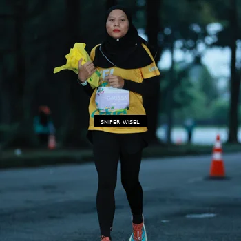 Runner Photo 7745099