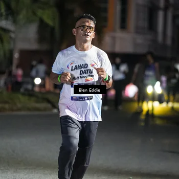 Runner Photo 7745104