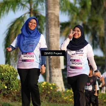 Runner Photo 7745118
