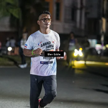 Runner Photo 7745124