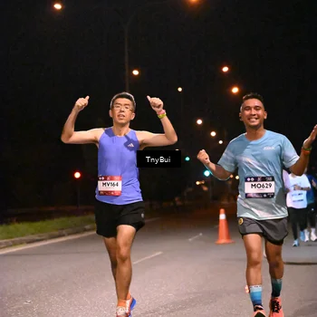 Runner Photo 7745130