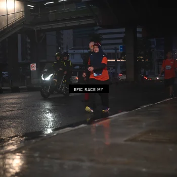 Runner Photo 7745131