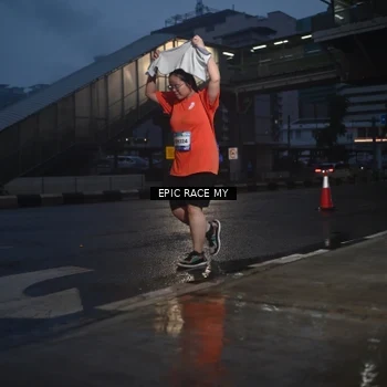 Runner Photo 7745140