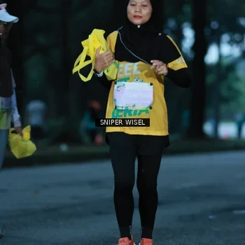 Runner Photo 7745141