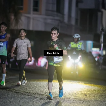 Runner Photo 7745145