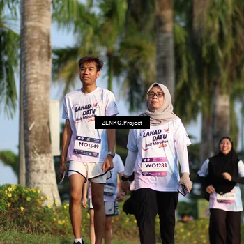 Runner Photo 7745157