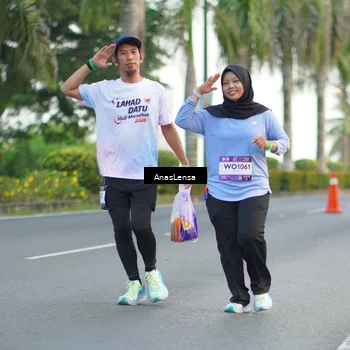 Runner Photo 7745173