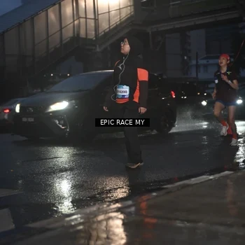 Runner Photo 7745193
