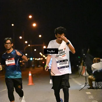 Runner Photo 7745216
