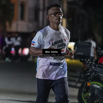 Runner Photo 7745238