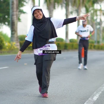 Runner Photo 7745242
