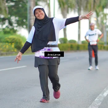 Runner Photo 7745251