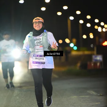 Runner Photo 7745254