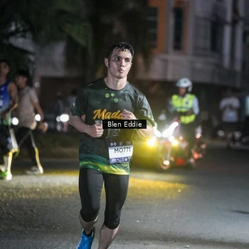 Runner Photo 7745274