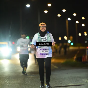 Runner Photo 7745277