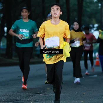 Runner Photo 7745284
