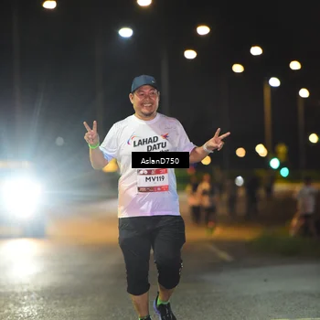 Runner Photo 7745286