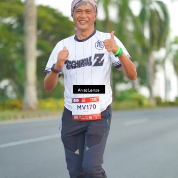 Runner Photo 7745302