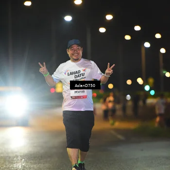 Runner Photo 7745308