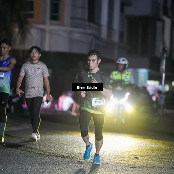 Runner Photo 7745313