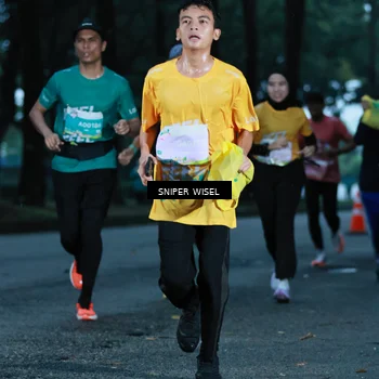 Runner Photo 7745323
