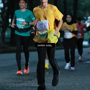 Runner Photo 7745329