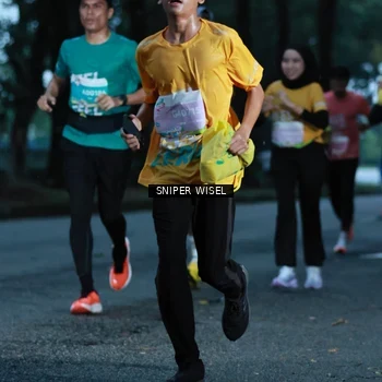 Runner Photo 7745330