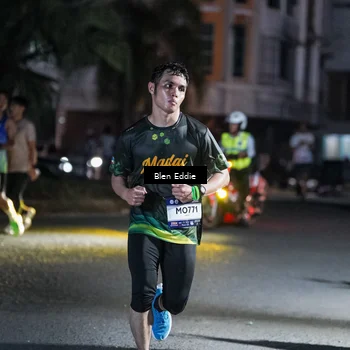Runner Photo 7745332