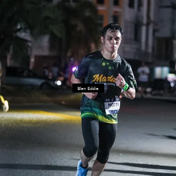 Runner Photo 7745334