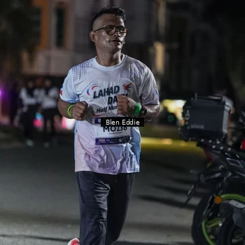 Runner Photo 7745339