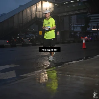 Runner Photo 7745347