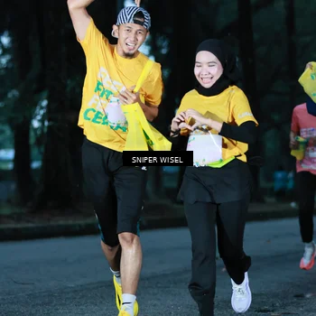 Runner Photo 7745353