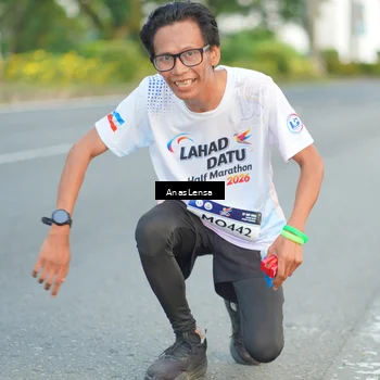 Runner Photo 7745354