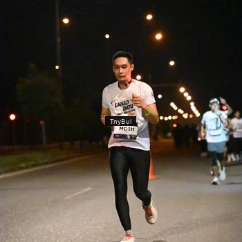 Runner Photo 7745357