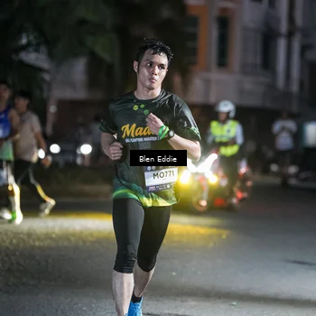 Runner Photo 7745361
