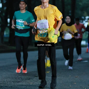 Runner Photo 7745379