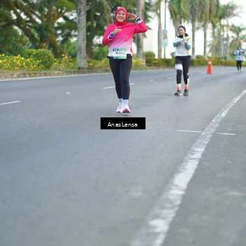 Runner Photo 7745382