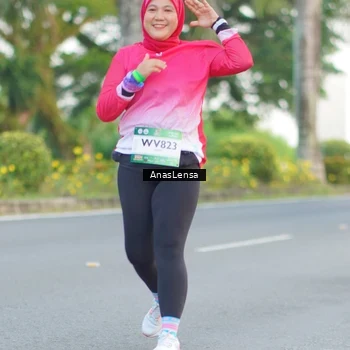 Runner Photo 7745389
