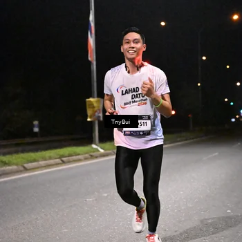 Runner Photo 7745407