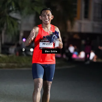 Runner Photo 7745443