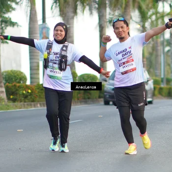 Runner Photo 7745457