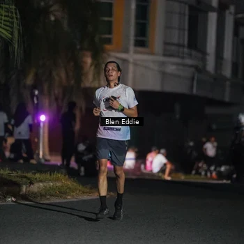 Runner Photo 7745462
