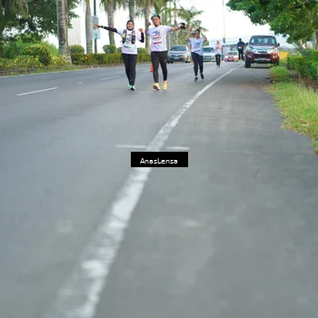 Runner Photo 7745470