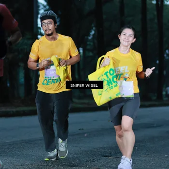 Runner Photo 7745474