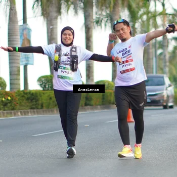 Runner Photo 7745498