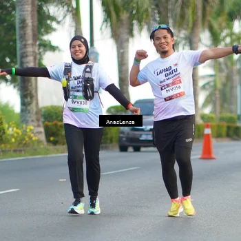 Runner Photo 7745499