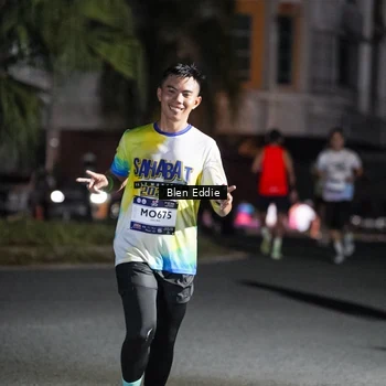 Runner Photo 7745517